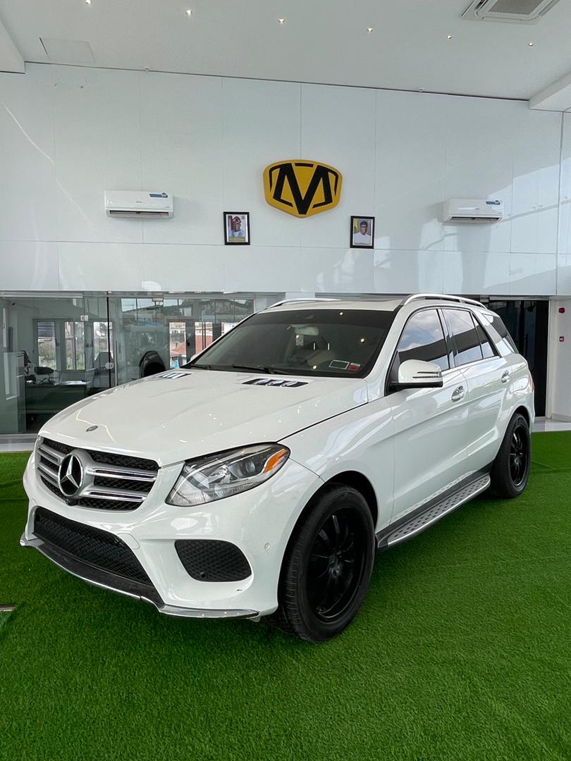 Mercedes Benz GLE350