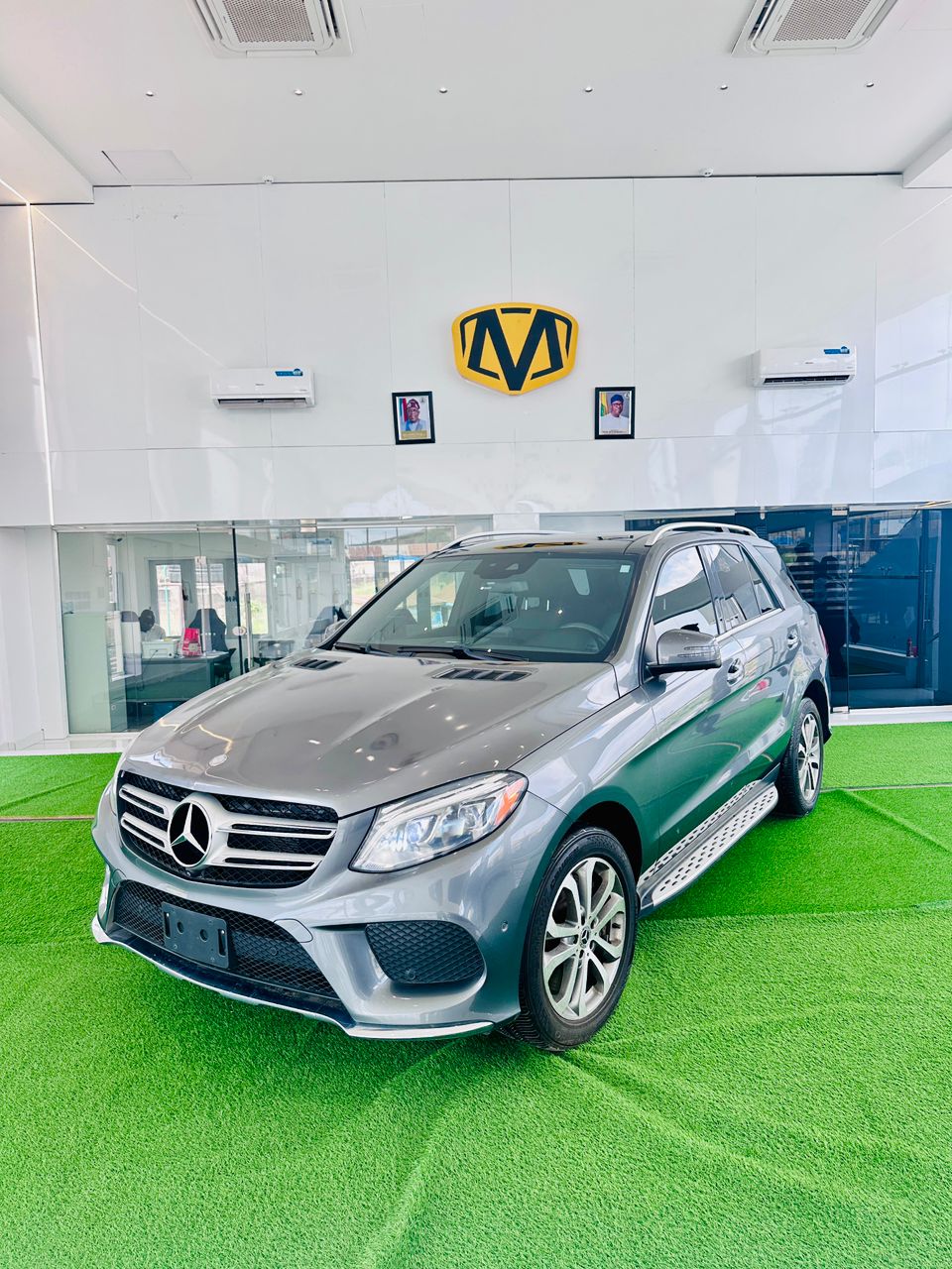 Mercedes Benz GLE400